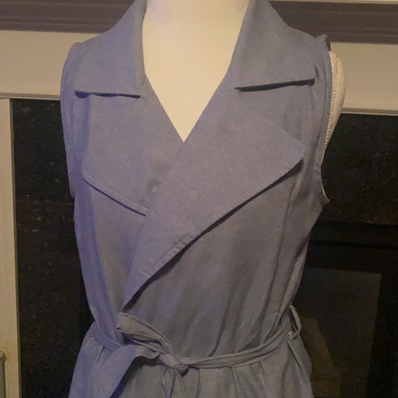 Sleeveless dress with pockets!! - Picture 2 of 5
